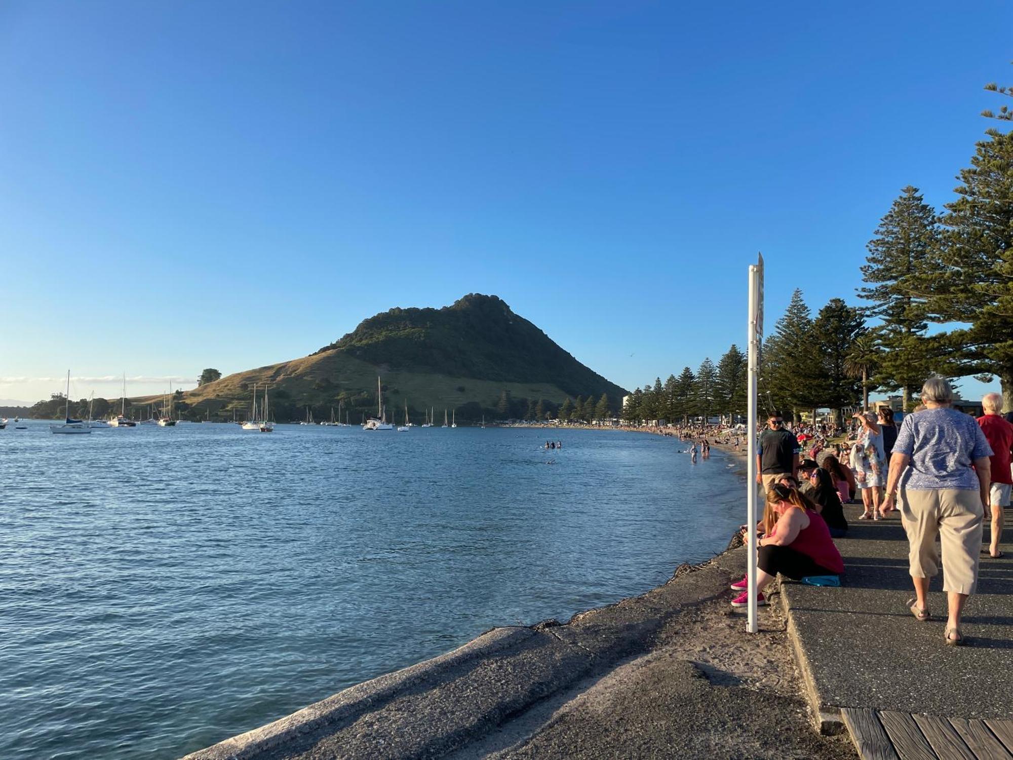 Holiday House Mount Maunganui Exterior foto